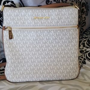Michael Kors crossbody purse